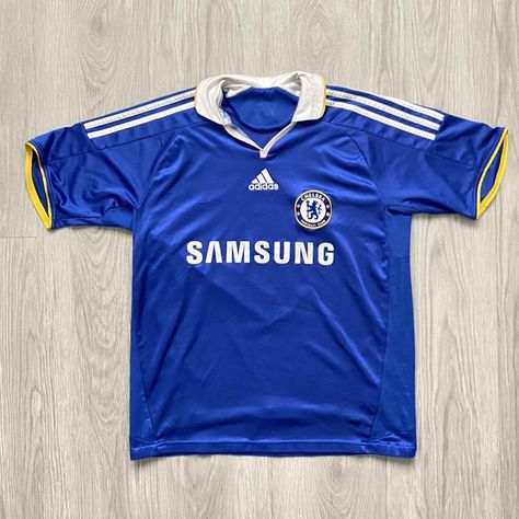 Vintage Y2K 2008/2009 Chelsea Soccer Jersey 

Size unknown fits like a medium 20x27 inches 

Super dope retro jersey authentic 

#soccer #futbol #jersey #y2k #cyber Chelsea Soccer, Retro Jersey, Soccer Jersey, Adidas Men, Vintage Y2k, Chelsea, Soccer, Jean Shirts, Men's T Shirt