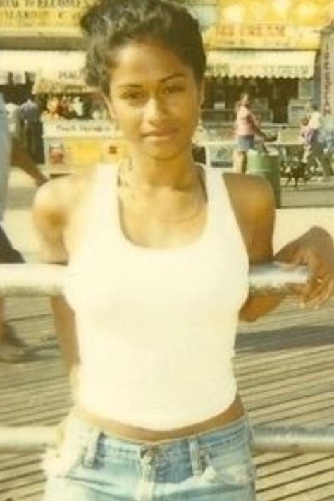 nicki minaj before she was famous - Google Search Nikki Minaj, Nicki Minaj Photos, Childhood Pictures, Trey Songz, G Eazy, Big Sean, Female Rappers, Rita Ora, Ryan Gosling