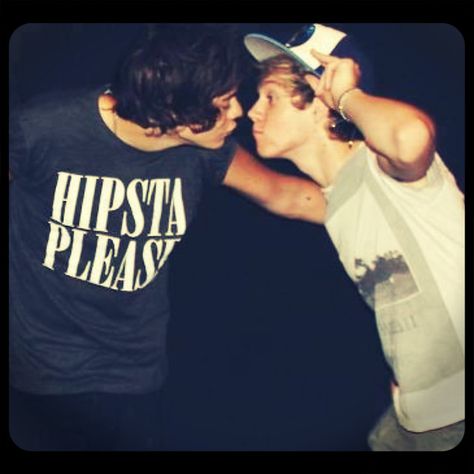 Nerds..Hipsta Please. One Direction Images, Niall And Harry, One Direction Photos, British Boys, 3 Boys, One Direction Pictures, Best Friendship, 1d And 5sos, I Love One Direction