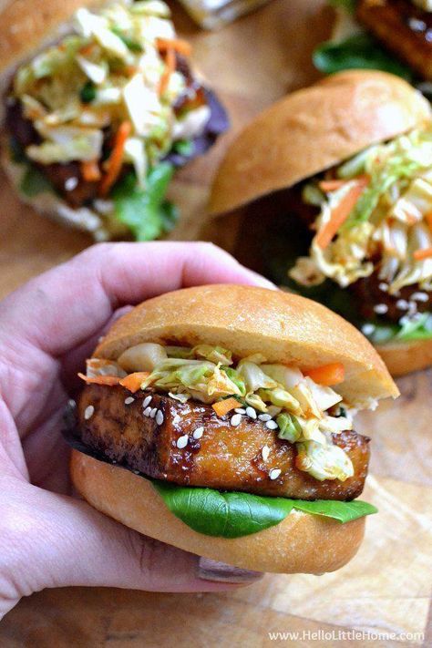 Tofu Sliders, Korean Bbq Tofu, Vegetarian Sliders, Vegan Grill, Kimchi Slaw, Vegan Kimchi, Vegan Coleslaw, Summer Barbeque, Bbq Tofu