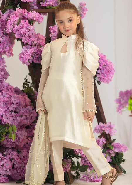 Saba Kid - Laam Kids Pakistani Dress, Pearl Tassels, Simple Dress Casual, Kids Party Wear Dresses, Kids Dress Collection, Girls Dresses Diy, Stylish Short Dresses