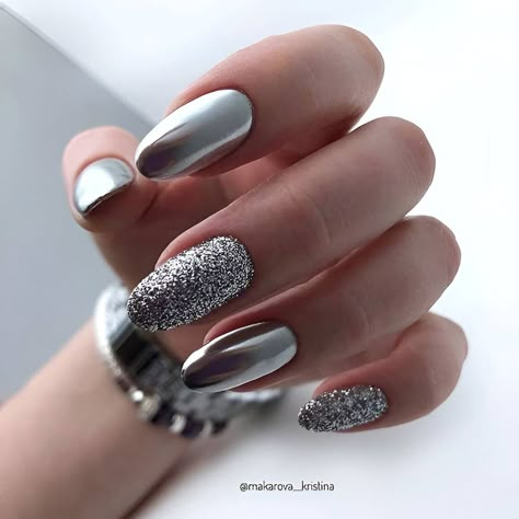 30 Chic Silver Nail Ideas To Vamp Up Your Feminity Power - 244 Silver Nail Designs, Silver Nail Art, Silver Nail, Gray Nails, Cute Gel Nails, Metallic Nails, Trendy Nail Art, Nail Designs Glitter, Silver Nails