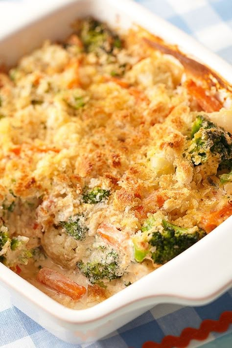 Frozen Vegetable Recipes, Vegetable Bake Recipes, Cheesy Vegetable, Vegetable Bake, Baked Veggies, Vegetable Casserole, Baked Vegetables, Baked Casserole, Idee Pasto Sano