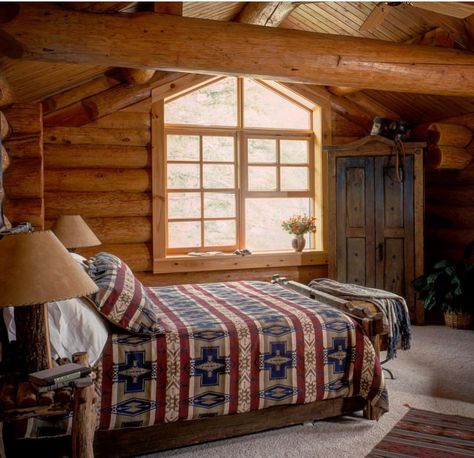 Country Rustic Bedroom Ideas, Log Cabin Bedroom, Farmhouse Bed Frame, Rustic Bedroom Ideas, Farmhouse Style Bedding, Reclaimed Wood Accent Wall, Wrought Iron Bed, Cabin Interior Design, Luxury Log Cabins