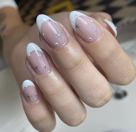 Neutral Sparkly Nails, Winter Nail 2023, Birthday Nail Set Ideas, Nail Set Ideas, Birthday Nail Set, Christmas Engagement Party, New Year Nails, Nail 2023, Hoco Nails