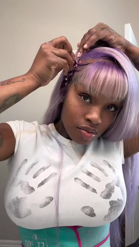 All Posts • Instagram Purple Wig Ideas, Pretty Hairstyles Black Women, Creative Wig Hairstyles For Black Women, Purple Hair Photoshoot, Black And Pink Wig, Black Hair With Purple Highlights, Black Hair With Purple, Hair With Purple Highlights, Purple Lace Front Wig