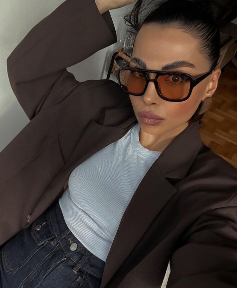 Sedda 🔥 with our Ria 1966 Sunglasses Brown Sunglasses Outfit, Aviator Sunglasses Outfit, Retro Aviator Sunglasses, Sunglasses Outfit, Aviator Glasses, Lace Cutout, Brown Sunglasses, Trending Sunglasses, Plain Tops