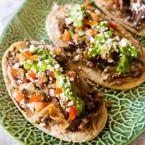 Authentic Tlacoyos de Frijol Recipe - Maricruz Avalos Kitchen Blog Huaraches Recipe, Huaraches Food, Gorditas Recipe, Beef Chuck Steaks, Hispanic Dishes, Mexican Huaraches, Traditional Mexican Dishes, Shredded Beef, Mexican Food Recipes Authentic