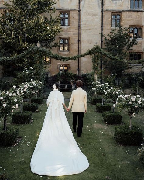 A Timeless and Elegant Wedding with Stylish Highlights in Cambridge✨ A timeless union in the heart of Cambridge! Alexandra and Mark's… | Instagram Countryside Manor, Tuxedo Groom, Kings College, Drinks Reception, Wedding Aesthetics, King's College, Reception Dinner, Manor Wedding, Shoes Gucci