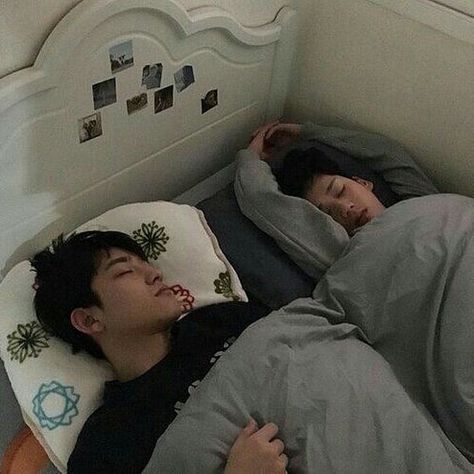 Korean Couples, Kore Ulzzang, Couple Sleeping, Korean Ulzzang, Girl Couple, Ulzzang Couple, Korean Couple, Photo Couple, Ulzzang Boy