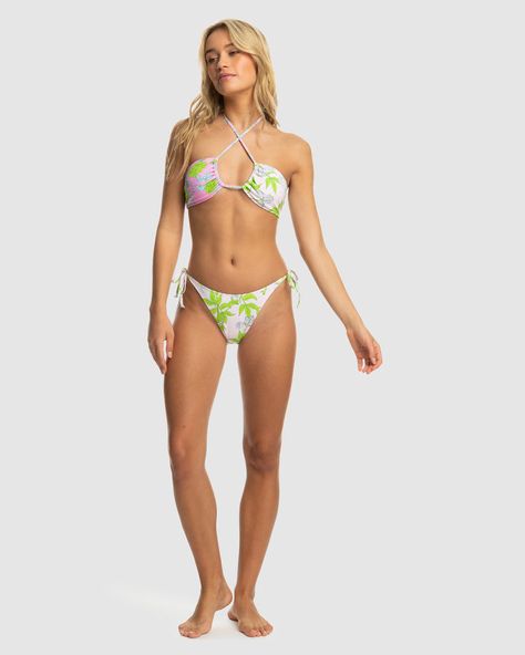 Buy the Womens Rowley X Roxy Fashion Tri Bikini Top by Roxy online at Surf Dive n Ski. Enjoy free shipping for all loyalty members! Xmas Gift Guide, Roxy Surf, Roxy Girls, Girls Club, Fresh Look, Beach Look, Swimsuit Tops, Roxy, Pale Pink