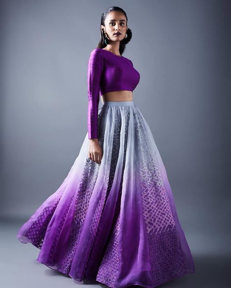 Chameeandpalak on Instagram: “Ombré organza skirt with appliqué ... #chameeandpalak #aw18 #capsulecollection #indianwedding #indianbride #indianfashion #indiancouture.…” Choli Dress, Bridesmaid Saree, Organza Skirt, Styles Ideas, Indian Couture, Clothing Styles, Indian Bride, Indian Fashion, Indian Wedding