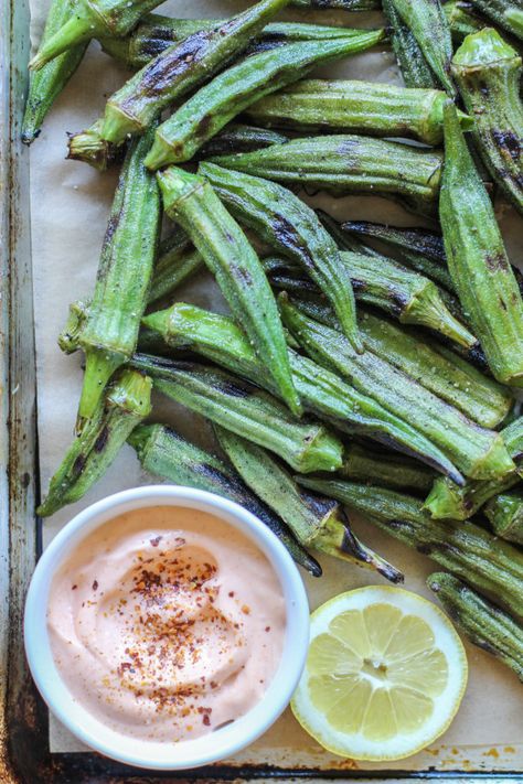 grilled okra with chipotle dipping sauce - Girl on the Range Veggies To Grill, Chipotle Dipping Sauce, Grilled Okra, Chipotle Dip, Okra Stew, Recipe Appetizers, Vegetarian Barbecue, Okra Recipes, Paleo Vegetarian