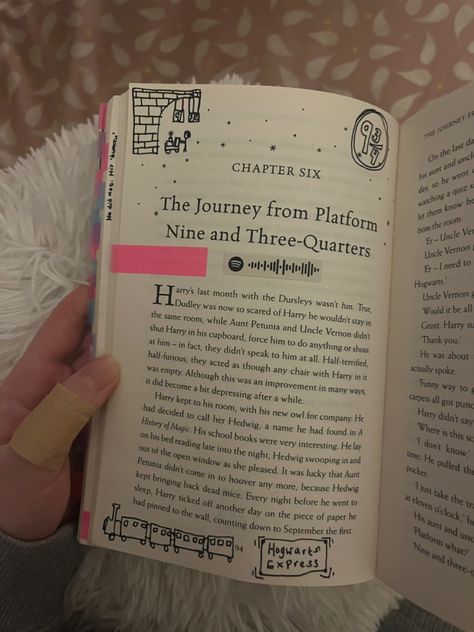 Harry Potter Annotation, Book Annotation Acotar, Dark Academia Book Annotation, Annotating Harry Potter Books, Harry Potter Book Annotation Aesthetic, Annotation Tips, Harry Potter Books Annotated, Book Quotes Aesthetic Annotations, Book Annotation Tips