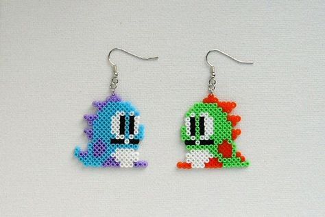 Mini Perler Beads, Perler Beads Ideas, Melt Beads Patterns, Hama Art, Hama Mini, Bubble Bobble, Mini Arcade, Pixel Beads, Pearl Beads Pattern