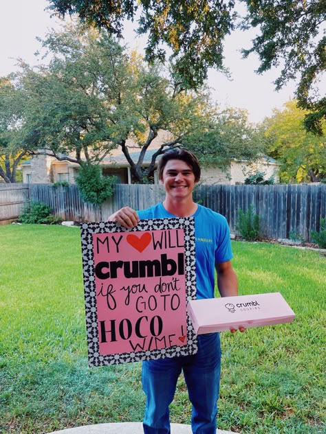 Homecoming Football Posters Proposal, Crumble Cookie Promposal Ideas, Crumbl Cookie Prom Proposal, Corny Hoco Signs, The Summer I Turned Pretty Hoco Proposal, Hcoc Proposals, Crumbl Homecoming Proposal, Crumbl Dance Proposal, Crumble Promposal