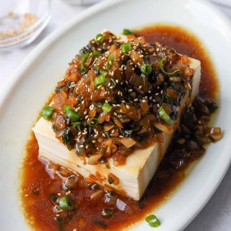 Chinese Silken Tofu Silken Tofu Recipes Dinner, Sweet Silken Tofu Recipes, Easy Silken Tofu Recipes, Silken Tofu Cheese Sauce, Vegan Recipes Silken Tofu, Banana Tart, Spring Onion Recipes, Silken Tofu Recipes, Vegetarian Entree