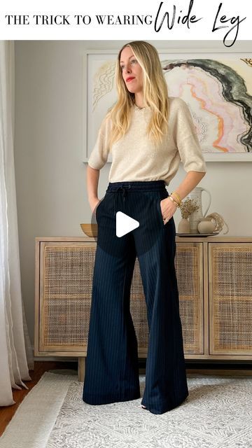 Liz Teich on Instagram: "👉🏻Comment TRICK to get the 🔗 for some of my favorite wide leg pants and this luxe cashmere tee (and a code!) 👈🏻  👖Wide leg isn’t going anywhere despite flares and cigarette pants coming back for fall, so please follow my tips if you’re going there.   👖Wide leg pants are universally flattering as they elongate and balance out proportions whether you’re pear shaped, hourglass, straight or inverted triangle!   👖I tell my clients who want to dabble in wide leg pants… it’s all about the shoe!  👖If you don’t have the right shoe for the pants, make the pants work for the shoe you want to wear most with them with a hem from your local tailor or dry cleaner!  Did this help you? Share with someone to help them if so! 😘  #wideleg #widelegpants #widelegjeans #baggyje Shoes To Wear With Wide Leg Trousers, Shoes For Wide Leg Pants, Closed Toed Shoes, Inverted Triangle, Fashion Jeans, Fashion Hacks, Jeans Bootcut, Complete Outfits, Tailored Pants