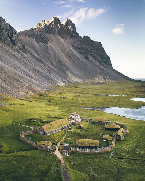 📍Viking village, Stokksnes Photo b Viking Village, Village Photos, Location Inspiration, Visit Iceland, Hakone, Fantasy Places, Iceland Travel, 판타지 아트, Fantasy Landscape