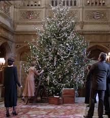 Downton Abbey Christmas Episode #alliwant to watch Downton Abbey Christmas, Christmas Episodes, Downton Abbey Fashion, English Christmas, Highclere Castle, Downton Abby, Old Fashioned Christmas, Downton Abbey, Deck The Halls