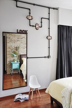 Industrial lighting Industrial Bedroom Furniture, Industrial Decor Bedroom, Industrial Bedroom Design, Urban Industrial Decor, Industrial Style Interior, Design Ložnic, Industrial Home Design, Industrial Bedroom, Desain Editorial