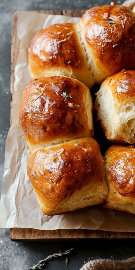 Dinner Roll Photography, Dinner Rolls Photography, Bread Photography Food Photo, Bread Inspiration, Butter Dinner Rolls, Pastry Photography, Bread Photography, Brown Butter Sage, Butter Rolls