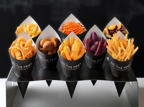 Fries Store, Fries Packaging, Street Food Design, Chicken Brands, Food Business Ideas, Food Van, Food Truck Business, Food Cart Design, Soul Food Dinner