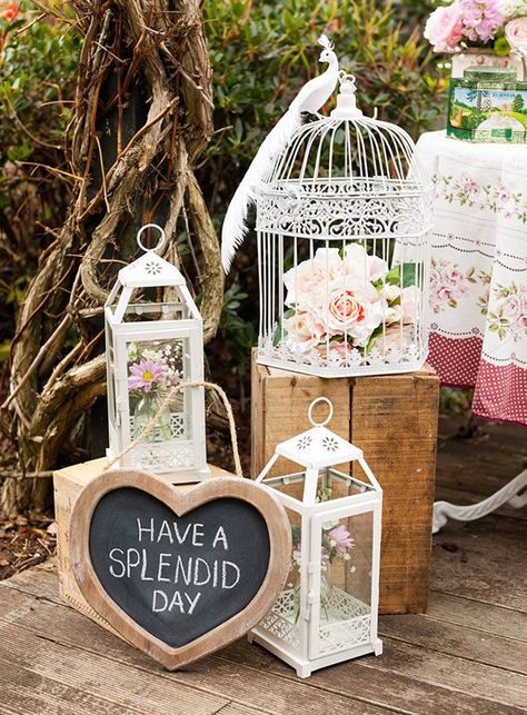 Backyard Bridal Showers, Vintage Tea Parties, Shower Tips, Bridal Tea Party, Event Stylist, Tea Party Theme, Girls Tea Party, Tea Party Decorations, Bridal Tea