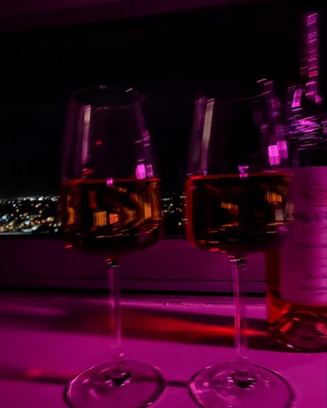 Pink Night Life Aesthetic, Dark Pink Purple Aesthetic, Purple Wine Aesthetic, Dark Pink Aesthetic, Violet Aesthetic, Pink Grunge, Nightclub Aesthetic, Pink Tumblr Aesthetic, Dark Magenta