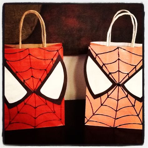 Spiderman Gift Ideas, Cool Spiderman, Gift Bag Ideas, Gift Ideas Handmade, Spiderman Gifts, Ideas Handmade, Party Gift Bags, Bag Ideas, Birthday Party Gift