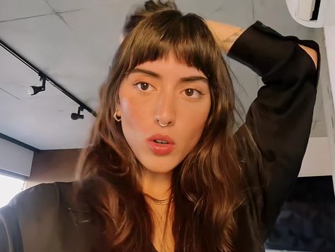 Messy Full Fringe, Micro Fringe Round Face, Bang Trim Tutorial, Long Hair And Fringe, Long Hair Microbangs, Microbangs Round Face, Wispy Baby Bangs, Short Fringe Long Hair, Microbangs Long Hair