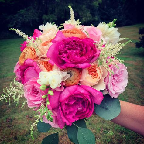 Formal Bouquet, Bright Colors Wedding, Hot Pink Homecoming Dresses, Pink Wedding Flower, Tangerine Wedding, Orange And Pink Flowers, Wedding Flowers Pink, Dance Flowers, Hoco 2024