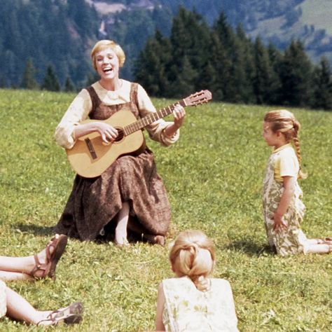 The Sound of Music Sound Of Music Party, The Sound Of Music, Sound Of Music Movie, Do Re Mi, Music Illustration, Julie Andrews, Music Aesthetic, Music Wallpaper, Music Guitar