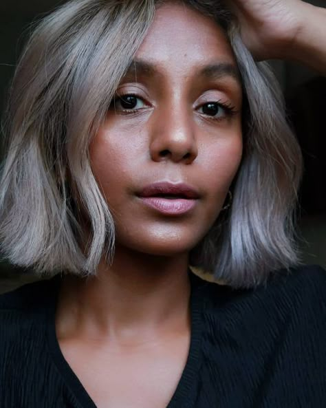 The French bob is already Autumn's most chic haircut - here's why we're obsessed - Treatwell French Bob Blonde, Blonde French Bob, French Girl Bob, French Haircut, Haircolor Ideas, Grey Bob Hairstyles, Future Hairstyles, Bob Haircut For Round Face, Chic Haircut