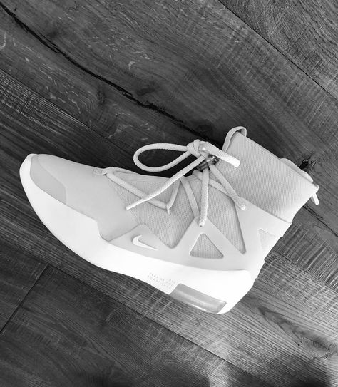 Jerry Lorenzo Teases a Further Glimpse of Fear Of God x Nike Sneaker Nike Fear Of God, Shoe Concepts, Sneakers Head, Sport Shoes Design, Shoes Fashion Photography, Ball Shoes, Nike Air Shoes, Best Shoes For Men, Hype Shoes