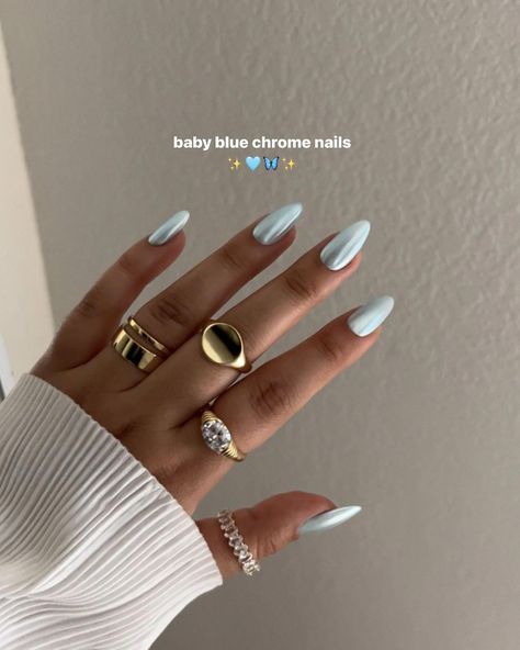 Baby blue chrome nails ✨💅🏼 both chrome powders give the same effect! The 1st one comes with more of the glazed chrome, 2nd one comes with the glazed chrome + different kinds of chrome 🙌🏼 tutorial is on my TT and IG Baby Blue Chrome Nails, Baby Blue Chrome, Blue Chrome Nails, Baby Blue Nails, Nagellack Trends, Blue Chrome, Chrome Nails Designs, Summery Nails, Chic Nails