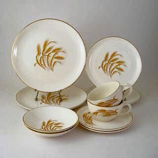 Vintage Dinnerware Set, Golden Wheat, Vintage Dinnerware, Vintage Memory, Homer Laughlin, Vintage Dishes, Sweet Memories, The Good Old Days, Vintage China