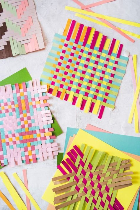 6th Grade Science Projects, Weaving With Paper, Art Kids Ideas, Weaving Kids, Paper Peonies Tutorial, Construction Paper Art, Flower Making Crafts, Weaving Paper, Weaving For Kids