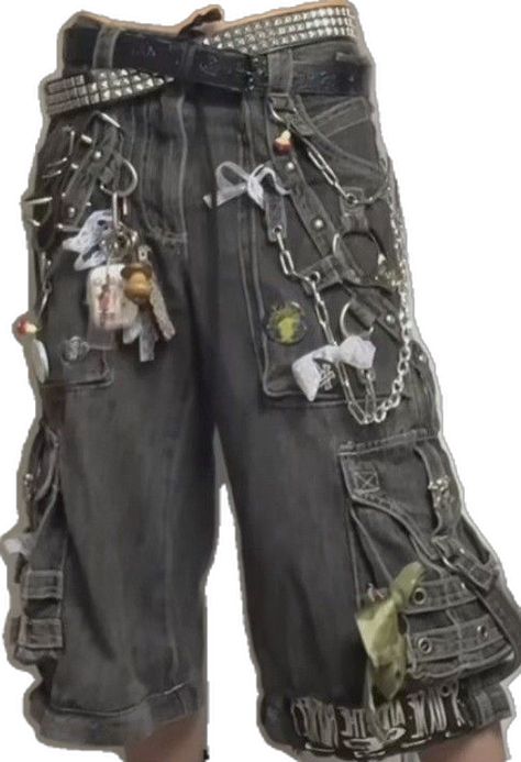 Tripp Shorts Outfit, Diy Cargo Shorts, Diy Punk Clothes Ideas, Mall Goth Masc, Industrial Outfit, Tripp Shorts, Masc Clothing, Punk Grunge Fashion, Masc Clothes