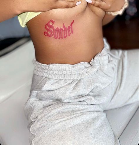 Sonder Tattoo Ideas, Tat Inspiration, Tattoo Samples, Tattoo Themes, Cute Hand Tattoos, Money Tattoo, Pretty Hand Tattoos, Neck Tattoos Women, Black Girls With Tattoos