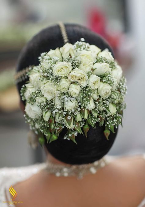 Kandyan Bridesmaid Hairstyles, Kandyan Bridesmaid, Kandyan Brides, Hairstyle Images, Bride Reception Dresses, Bride Hairstyle, Reception Dresses, Hair Dressing, Low Bun Hairstyles