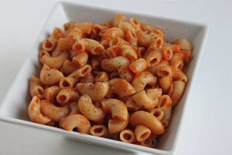 macaroni and tomato sauce Macaroni Tomatoes, Lunch Ideas Simple, Homemade Pasta Sauces, Macaroni And Tomatoes, Pasta Sauce Homemade, Sauces Recipes, Pasta Sauces, So Tired, Homemade Pasta