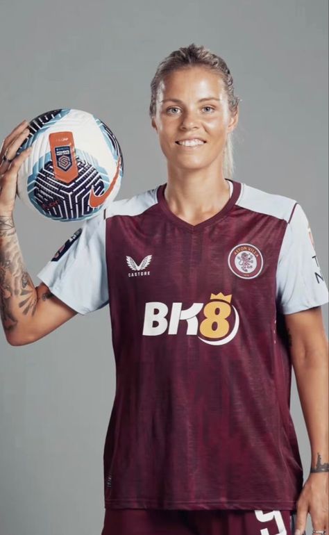 Rachel Daly, England Players, Women’s Soccer, Aston Villa, Womens Football, Football Players, My Girl, Soccer, Villa