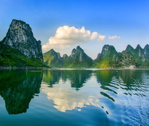 Shanglin Dalong Lake of #Nanning—— The China's "Xialong Bay" .It  is really beautiful! Surrounded by mountains,the water is clear, quiet, beauty is worthy of Li River water. #travel #photography #Guangxi #China https://www.facebook.com/beautifulguangxi/ Li River China, China Nature, Guangxi China, Chinese Mountains, Nanning, China Trip, Giant Pandas, Big Lake, River Water