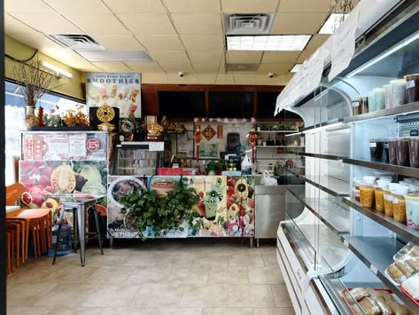 Nhu Lan Bakery - Lincoln Square - Chicago - The Infatuation Vietnamese Desserts, Head Cheese, Vietnamese Sandwich, Vietnamese Restaurant, Sandwich Shops, Pickled Vegetables, Banh Mi, Delicious Sandwiches, Bbq Pork