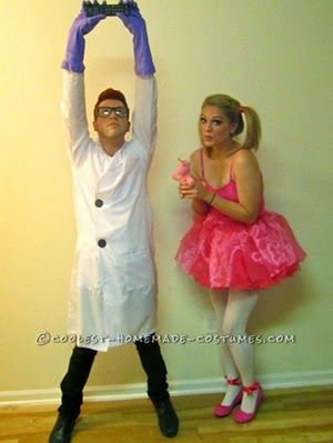 Dexter's Laboratory costumes Diy Halloween Couples, 3 People Costumes, Meme Costume, Cartoon Costume, Cartoon Costumes, Hallowen Costume, Couple Costumes, Homemade Costumes, Creative Costumes