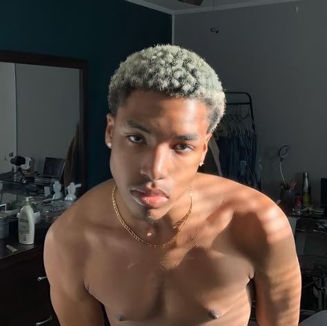 Jason Grace Aesthetic, Bleached Hair Men, Grace Aesthetic, Men Blonde Hair, Black Hair Cuts, Dyed Hair Men, Teenage Guys, Afro Men, Black Men Haircuts