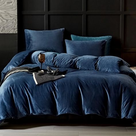 PRICES MAY VARY. 【Ultra Soft Velvet】WAEMDERN velvet duvet cover is made of high quality velvet , has a fluffy feel and silky touch and provides better warmth, softness and breathability. Offering you the ultimate comfortable sleeping experience, just like sleeping on a cloud, allowing you to fully relax in bed 【Luxurious Appearance】This Navy duvet cover adopts solid color and is specially designed to change the shade of the color by touching the surface of the cover. In addition, our bedding duv Luxury Navy Blue Bedroom, Royal Blue Comforter Sets, Blue King Comforter Sets, Blue And Gold Bed, Blue Bed Sets, Dark Bedroom Ideas Cozy, Navy And Gold Bedroom, Royal Blue Bedroom, Deep Blue Bedroom