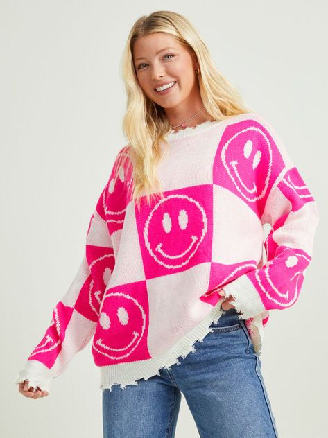 Smiley Sweater, Barbie Sweater, Preppy Crewneck, Cream Knit Sweater, Unique Fall, Pink Ivory, Cute Preppy Outfits, Knit Sweaters, Sweatshirt Outfit