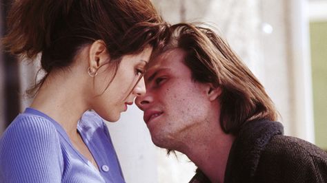 Untamed Heart (1993) Christian Slater Heathers, Marissa Tomei, Untamed Heart, Hair Clips 90s, Marisa Tomei, Christian Slater, Best Kisses, 90s Movies, Chick Flicks